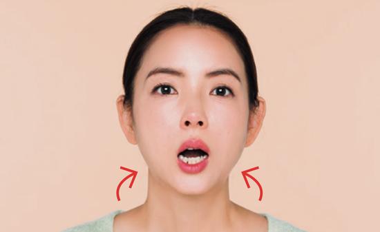 学会这几个动作 预防嘴角的皮肤松弛插图10